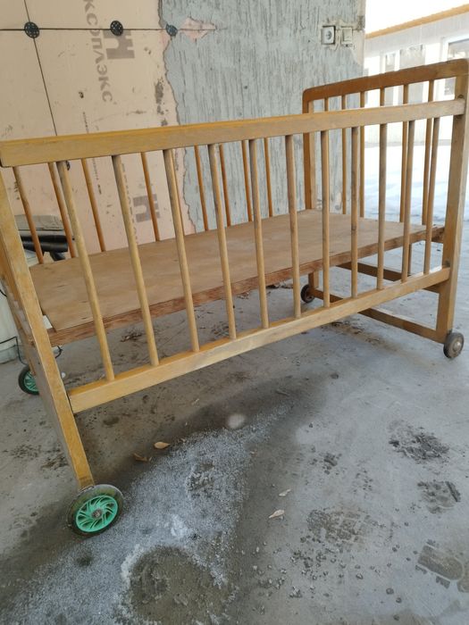 Кроватка детская