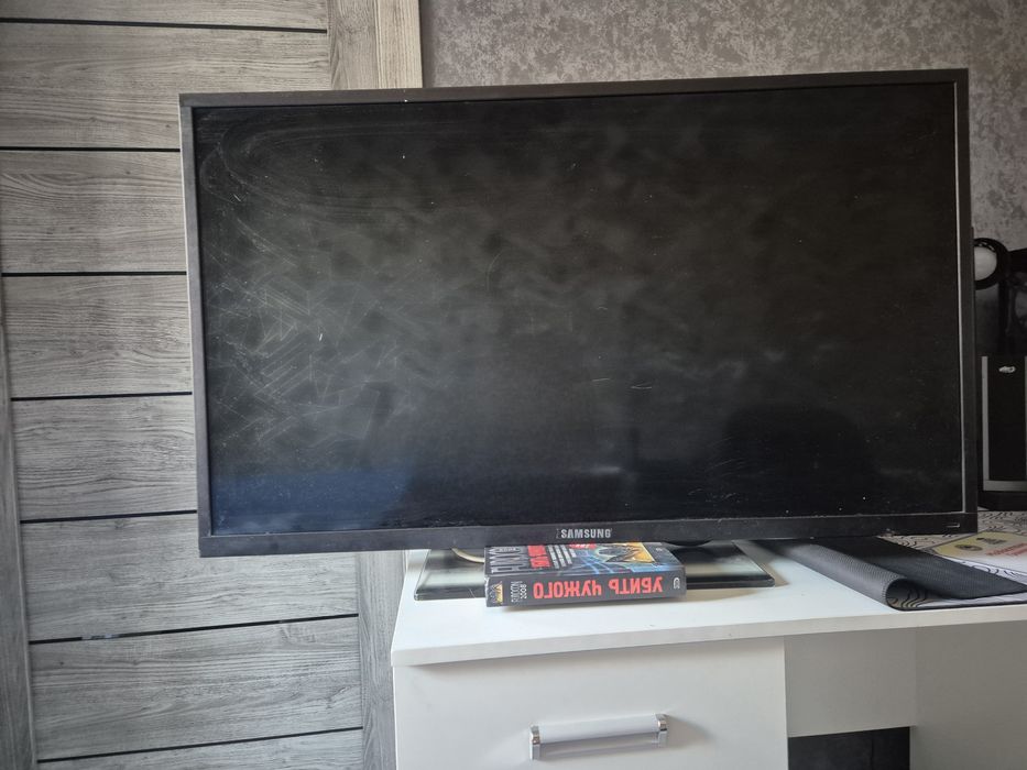 Телевизор SAMSUNG, рабочий