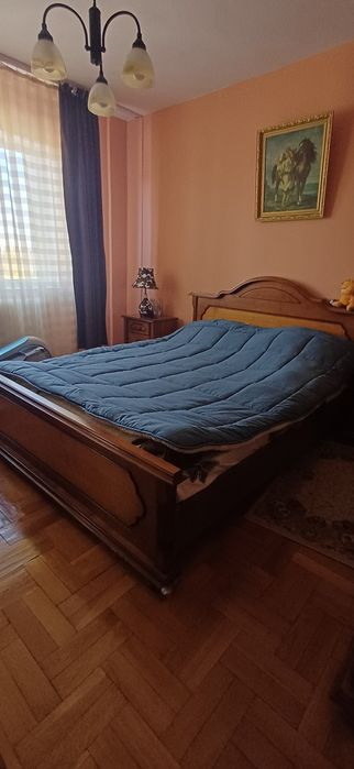 Mobila lemn masiv clasica