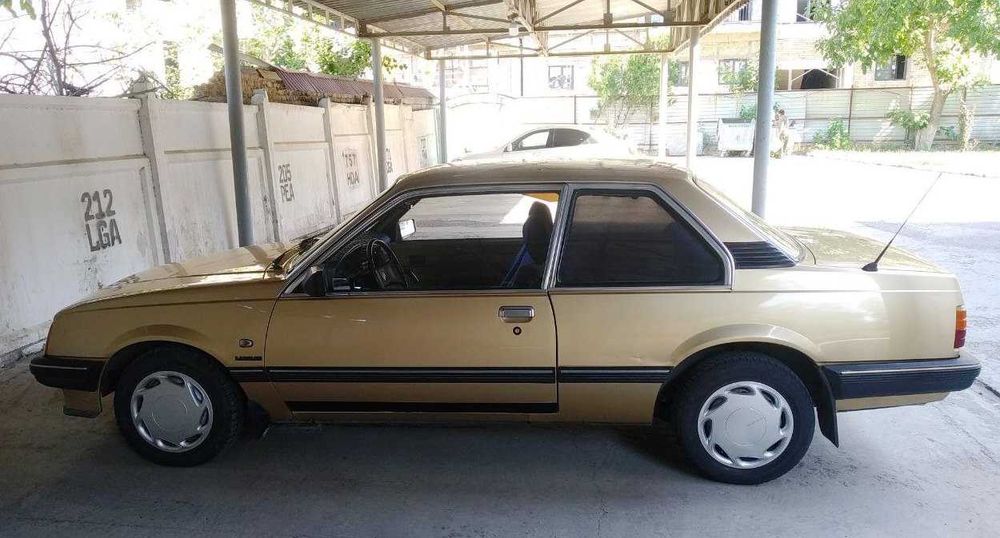 Продаю автомобиль Опель Аскона 1983г