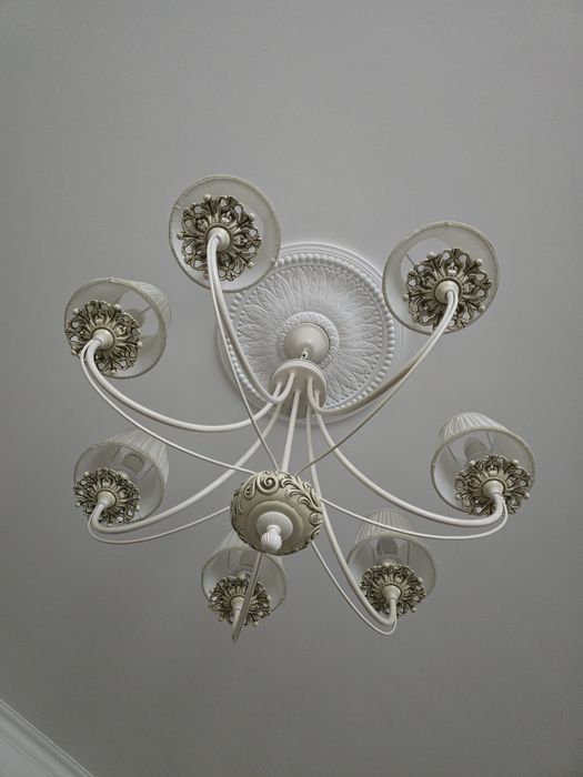 Продам люстры , б/у, 1 шт 20000тнг