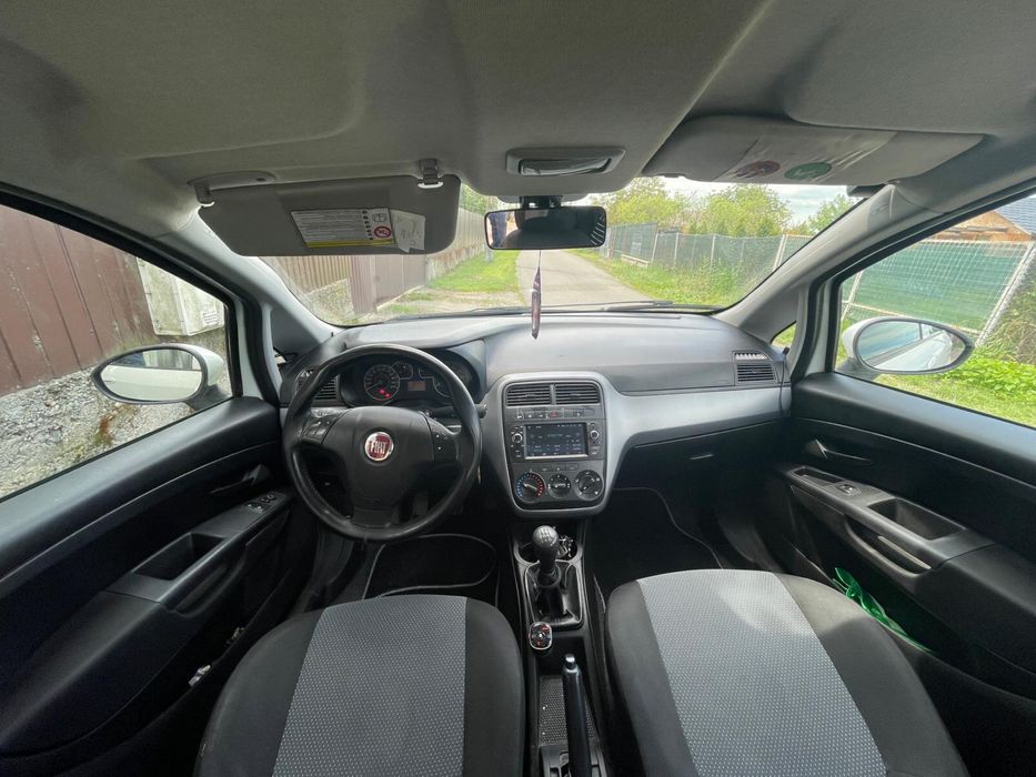 FIAT Punto 2011 — imagine 5