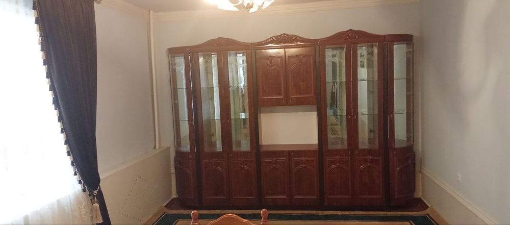 Mehmonxona uchun mebel