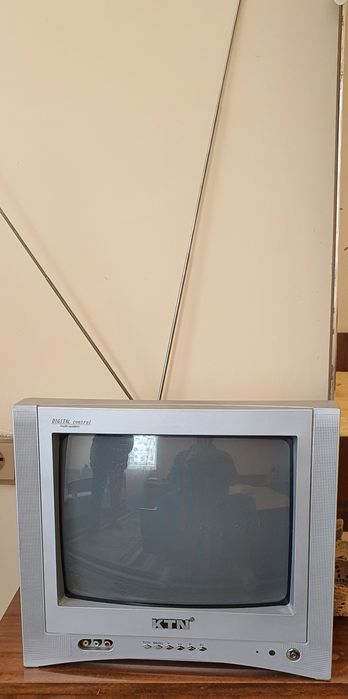 Телевизори Philips, KTN и Sharp