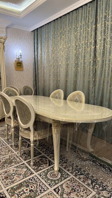 Продам стол со стульями