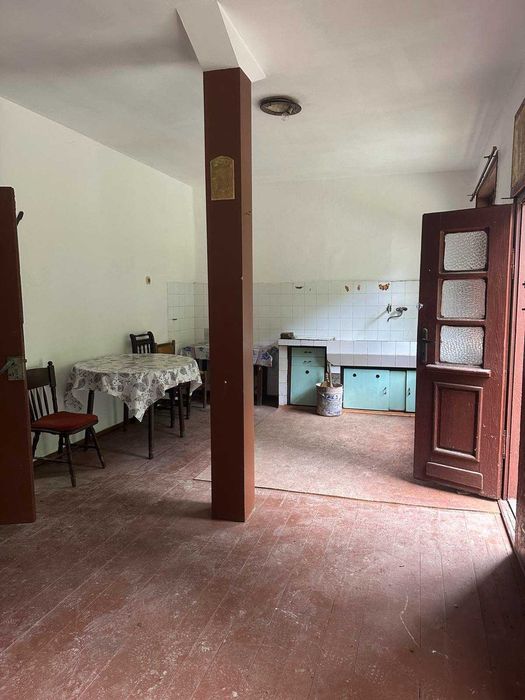 Къща/Вила в кв. Зеленика, с. Бели Осъм, гр. Троян