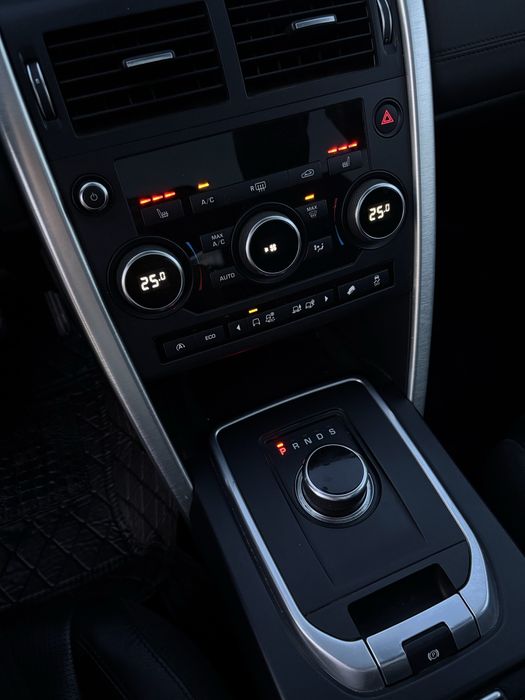 Land Rover Discovery Sport 4X4 LED Automat 2017 Piele Panoramic Camera Navi Full