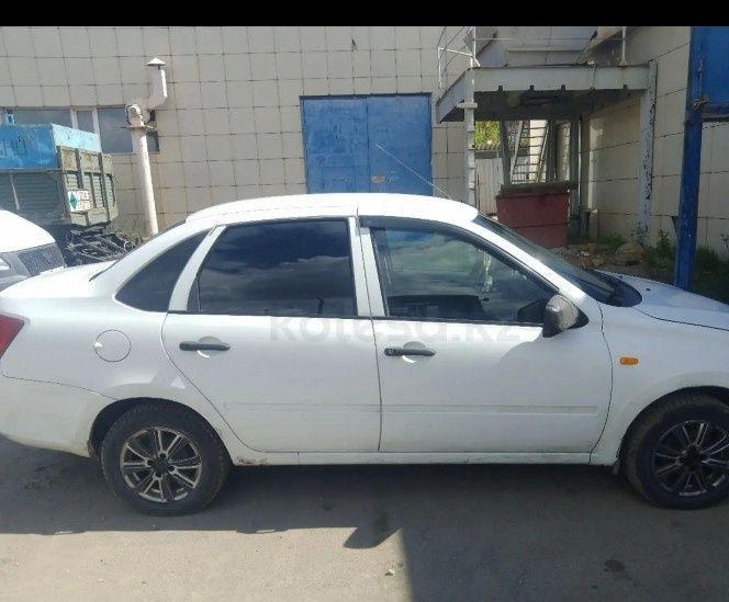 Продам автомобиль Lada Granta