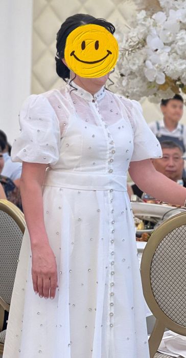 Вечернее платье со стразами