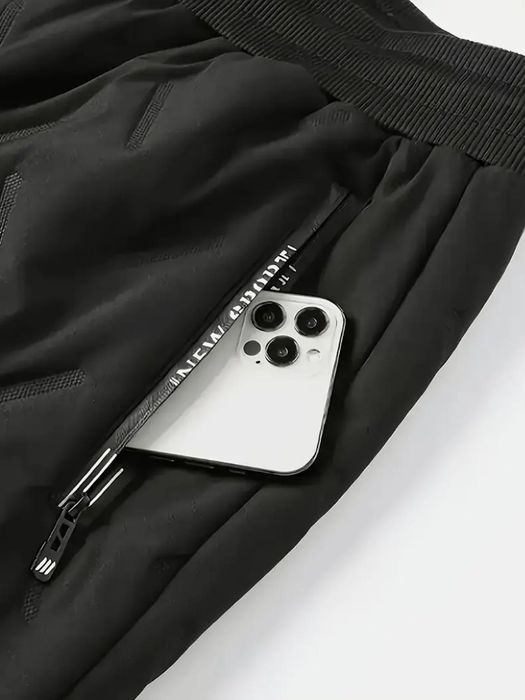 Ватирани зимни долнища не пропускат вода и вятър