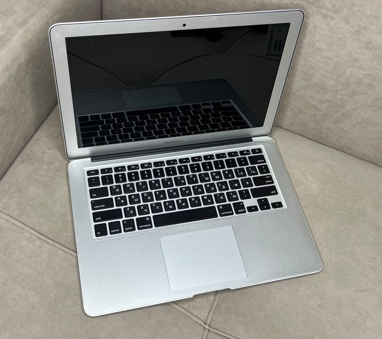 Продается Ноутбук Macbook air 13