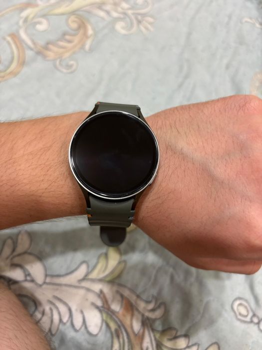 Смарт-часы Samsung Galaxy Watch 7