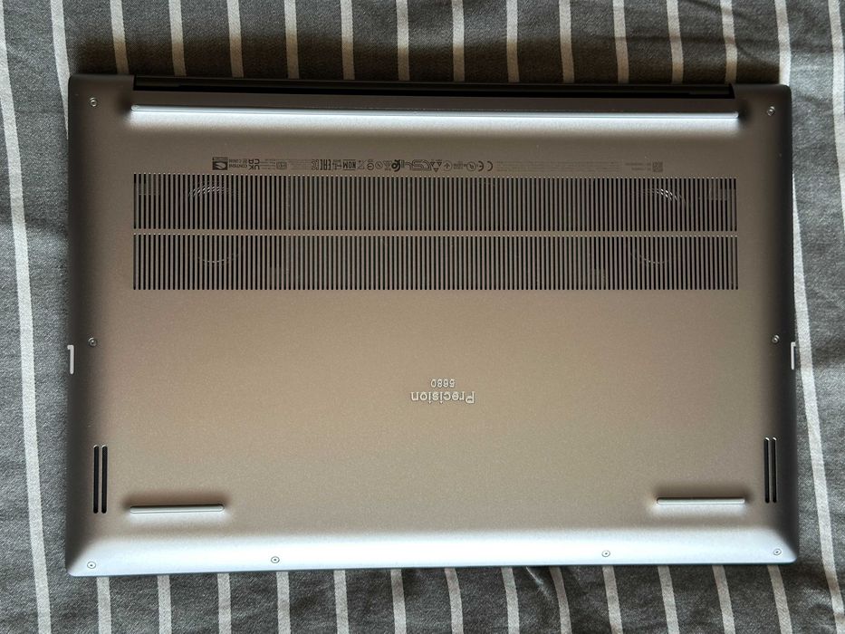 Dell Precision 5680 4K OLED, i9 13k, 64GbRAM, 1TB, RTX 3500