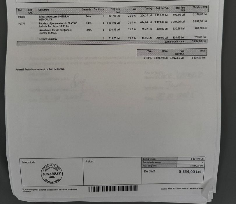 Vând pat medical , pentru persoane cu dezabilitati . Patul este electric