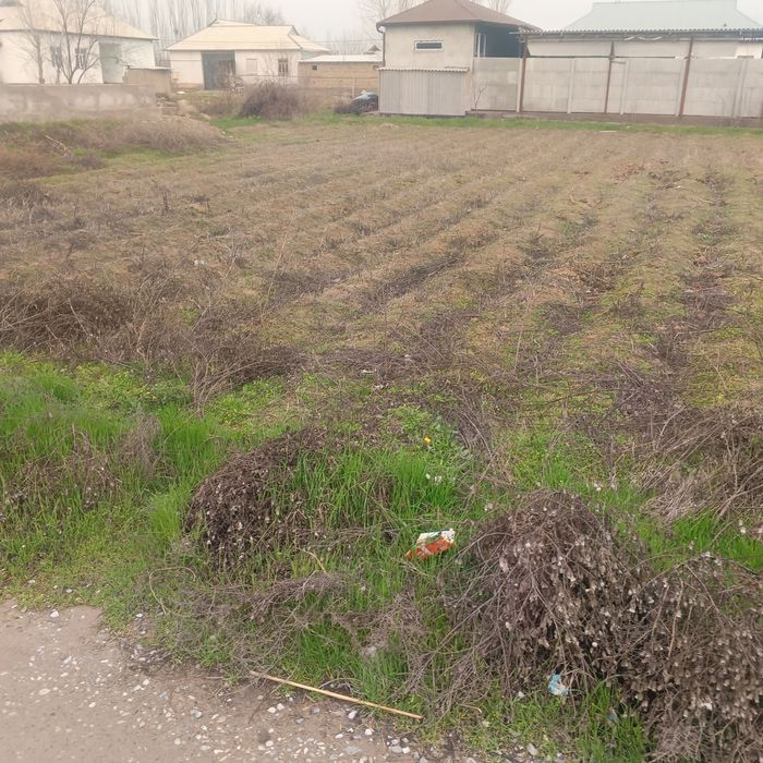 Участка сотилади