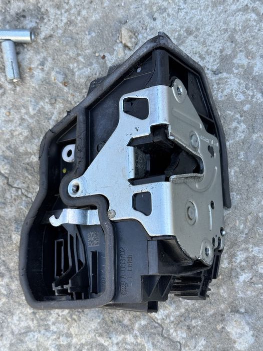 Broasca stanga dreapta fata spate bmw f10 f11