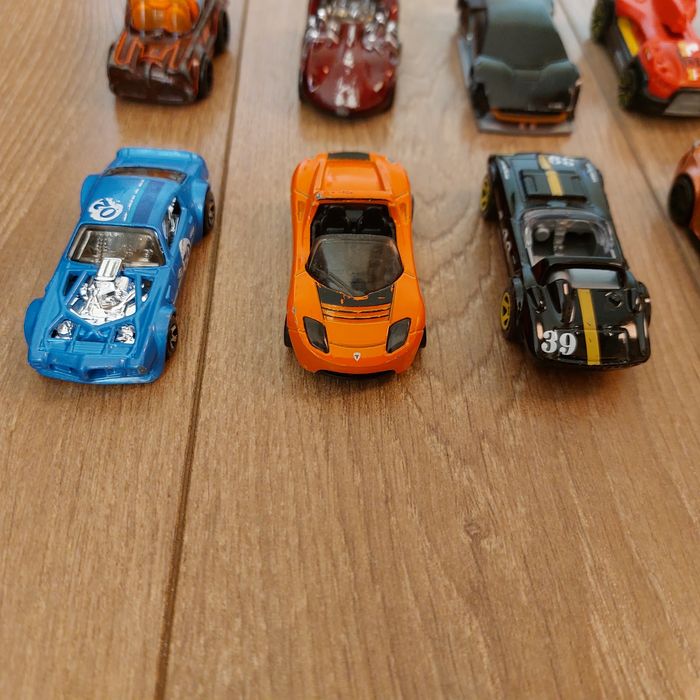 Колички hot wheels