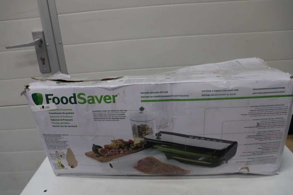 Вакуумна машина за запечатване на храни Foodsaver с вградено съхранение на ролки | Резачка за торбички и режим за деликатни храни | FFS005X