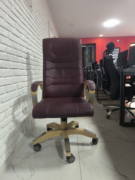 Срочно Продаётся Офисная Мебель