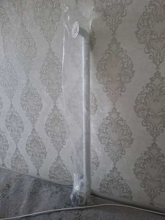 Отдам за коробку конфет