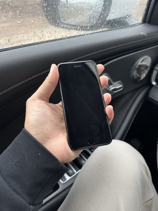 iphone SE 2020 64GB 75%