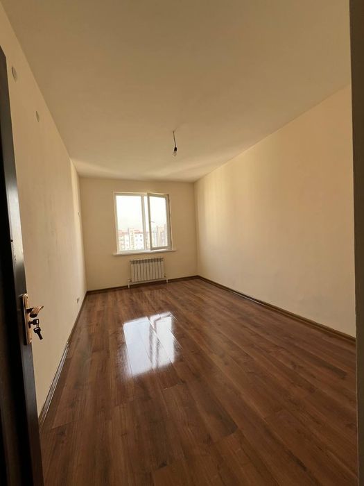 Сергили чоштепа метрони биринчи бекати 1хона 37ярим