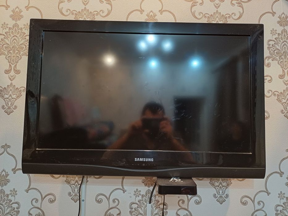 Телевизор SAMSUNG