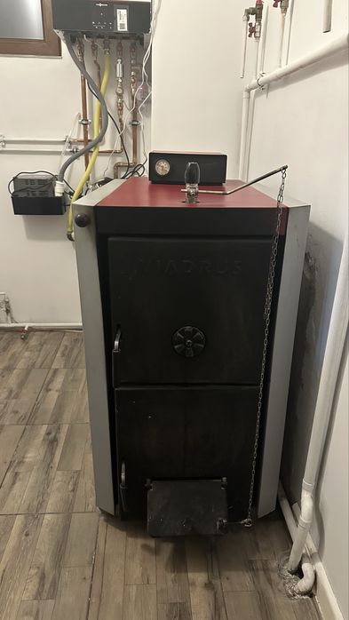 Centrala pe lemne Viadrus