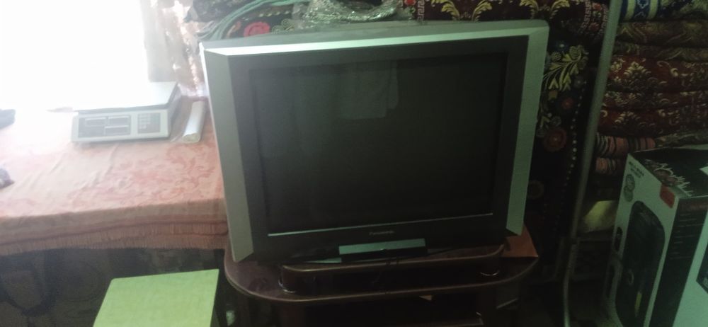 Телевизор и поставка сотилади