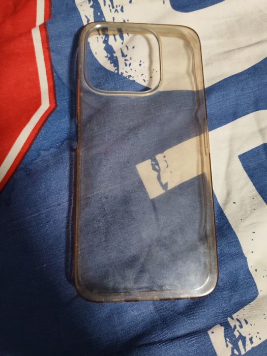 Чехол на телефон