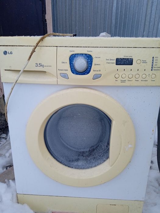 Продам стиральную машинку