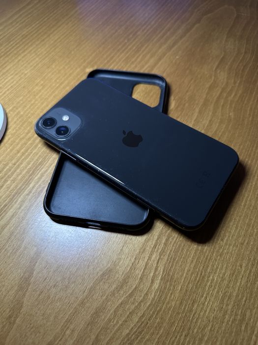 Продам Iphone 11 64gb черный