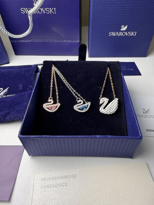 Swarovski колиета