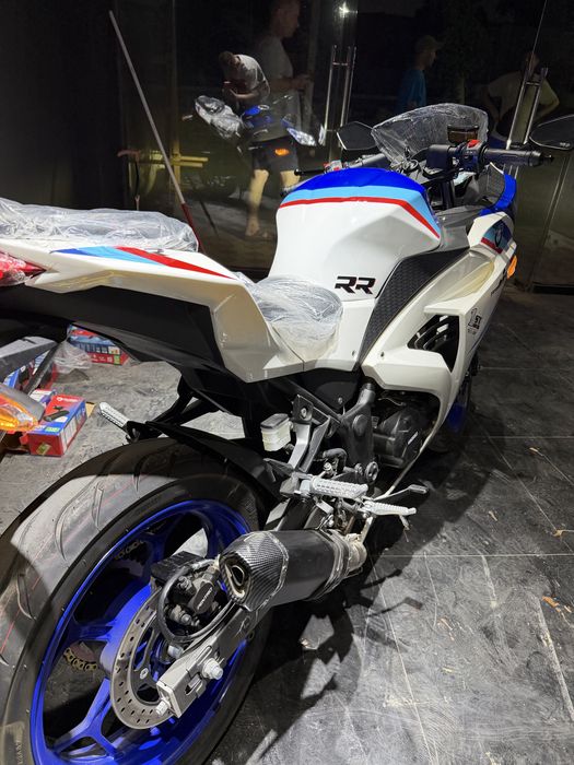Абсолютно новый Kawasaki Ninja 250 cc Pentro
