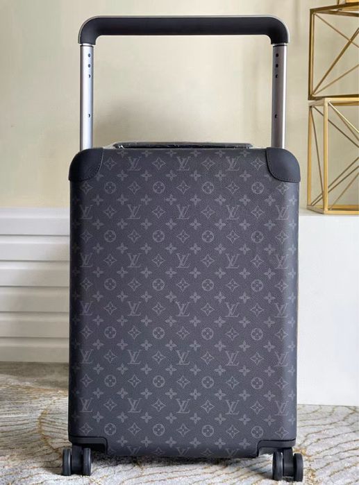 Чемодан Horizon 55 LV