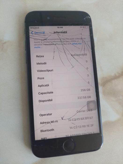 [8] Vând Apple iPhone 8 Black [spart dar cu placa bună] //poze reale