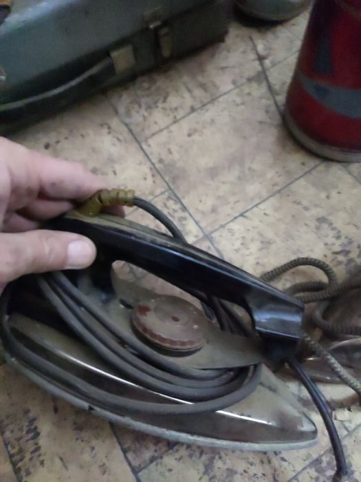 Продам утюги. СССР