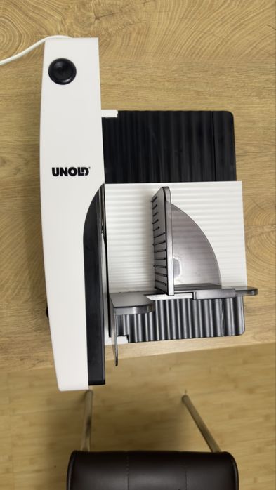 Aparat de feliat Unold Curve – Pentru Pâine și Mezeluri