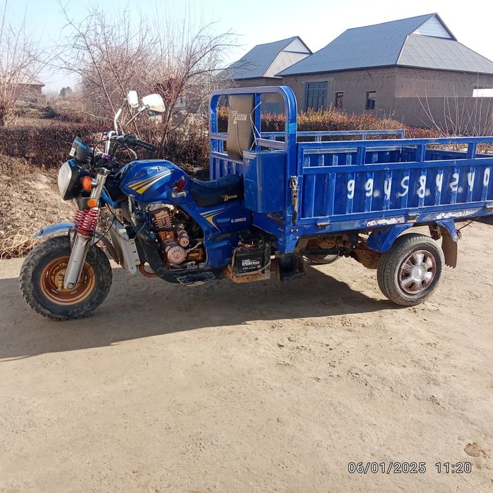 Mototsikl muravey yuk uchun