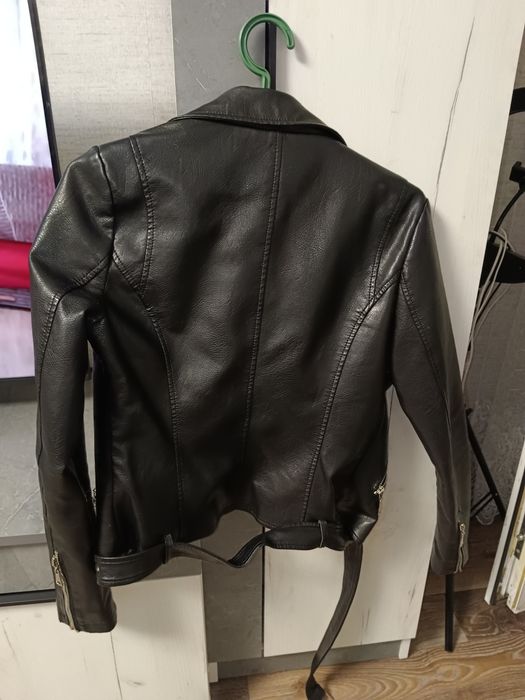 Продам вещи в хорошем состоянии.