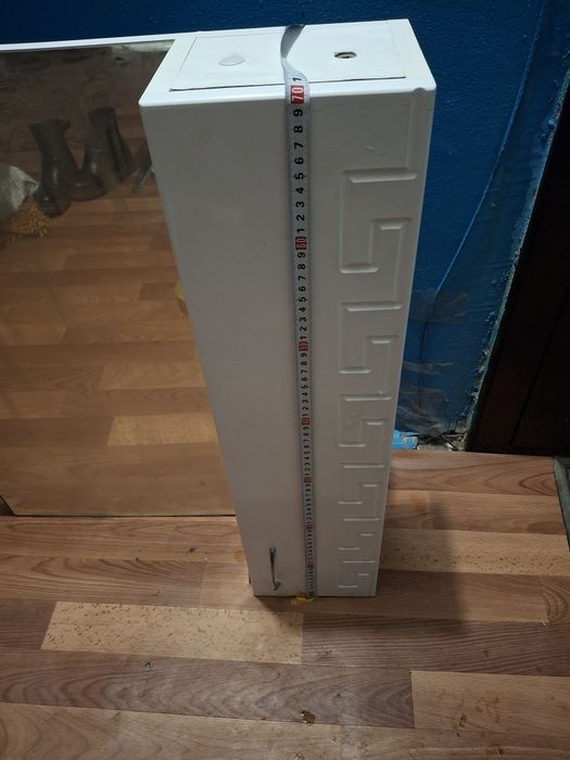 Продам настенные  зеркало