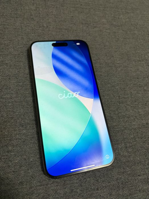 Vând IPhone 15 PRO MAX 256 Gb