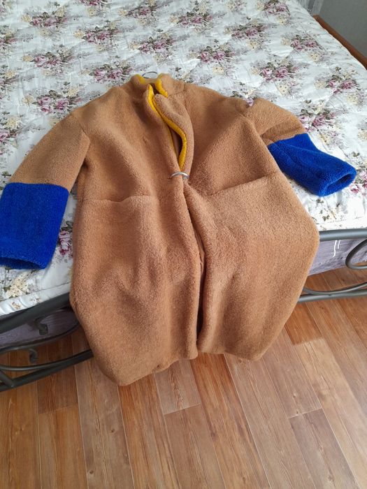 Продаю куртка женская