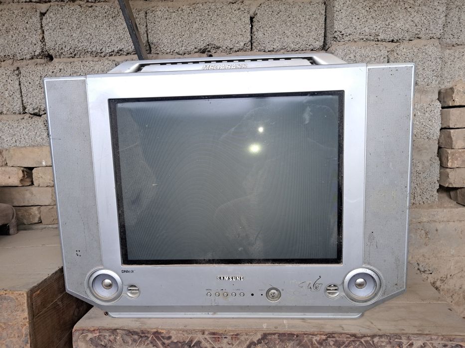 Телевизр самсунг