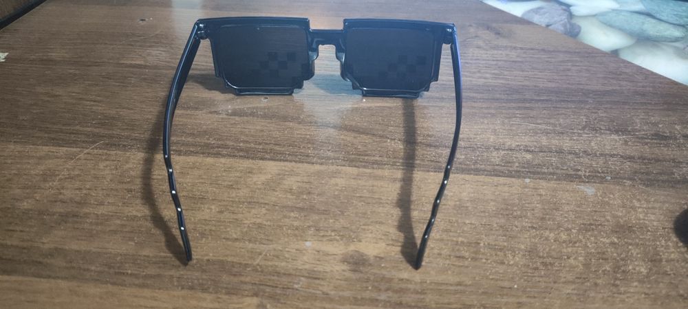 Тёмные очки майнкрафт