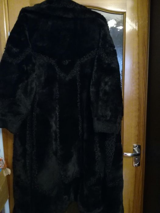 Шуба мутон длинная