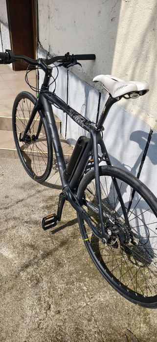 Електрически Карбонов Велосипед Focus 36V 250W 7Ah252Wh Супер лек 12кг