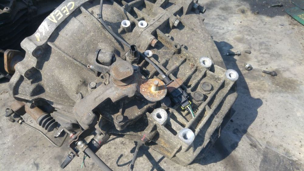 cutie viteze kia ceed 1.6 crdi d4fb 2006-2012