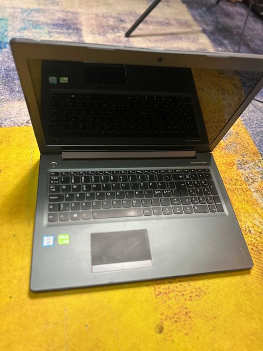 Laptop Lenovo Ideapad 510, i7 gen 7,video 4 gb dedicat, ssd 240,ram 12