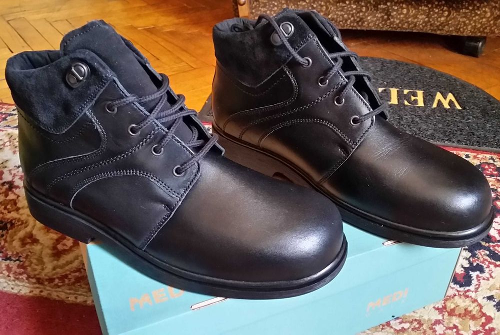 Нови ортопедини мъжки боти, кубинки MEDI WALK естеств. кожа, номер 45